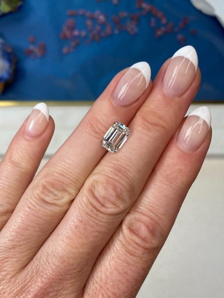 $1RES ~ 3.10ct Emerald Cut Diamond (Lab Grown) H Colour VS1 Clarity Carousel 2
