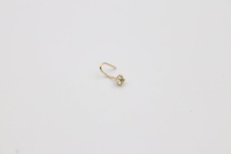 9ct Gold Genuine Peridot Nose Stud 2mm Carousel 2