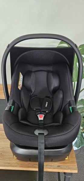 Zummi Capsule + Isofix Base – Near New Carousel 1