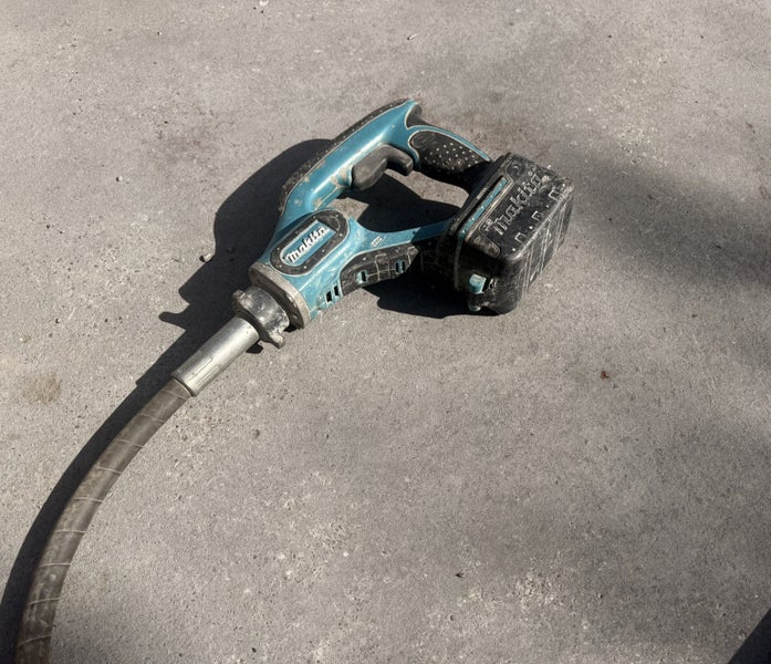 Makita 18v LXT battery - ** Concrete Vibrator ** Carousel 3