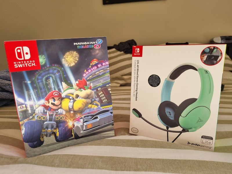 Nintendo switch OLED Carousel 1