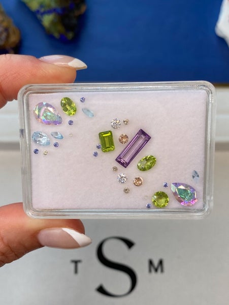 $1RES ~ Mixed Gemstone Layout * Topaz, Peridot, Amethyst… Carousel 2