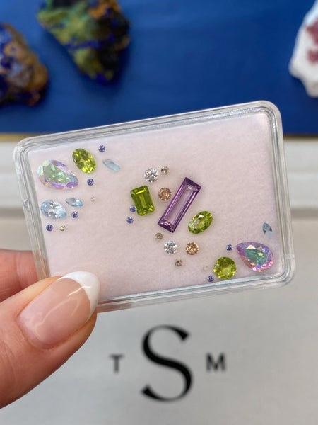 $1RES ~ Mixed Gemstone Layout * Topaz, Peridot, Amethyst… Carousel 1