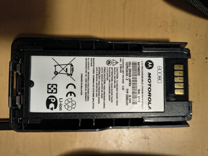 MOTOROLA VHF RADIO ACCESSORIES Carousel 1