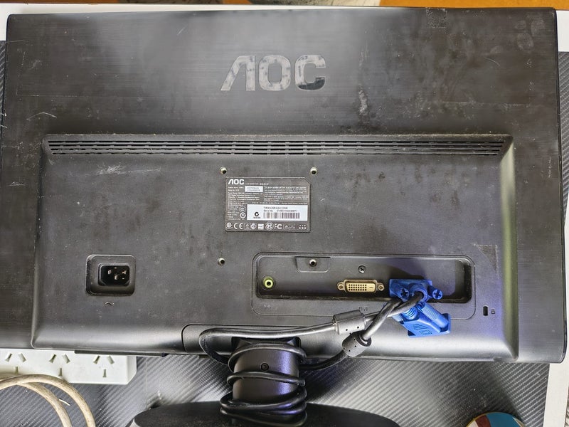 AOC Monitor VGA DVI Carousel 4