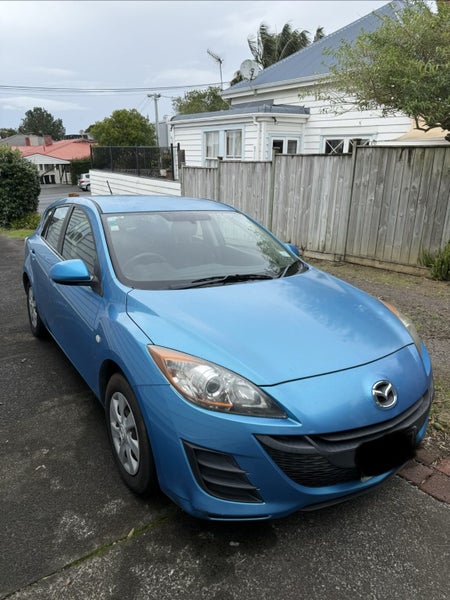 2011 Mazda 3 Glx