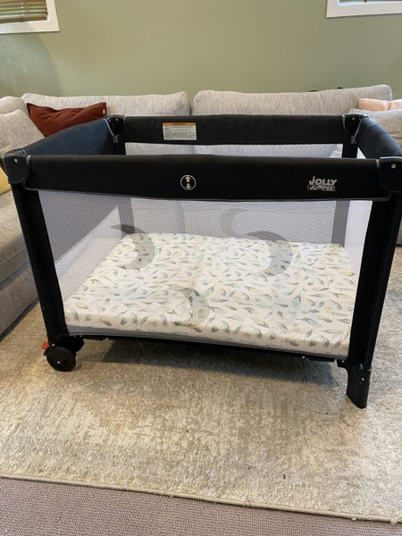 Jolly jumper travel cot Carousel 1