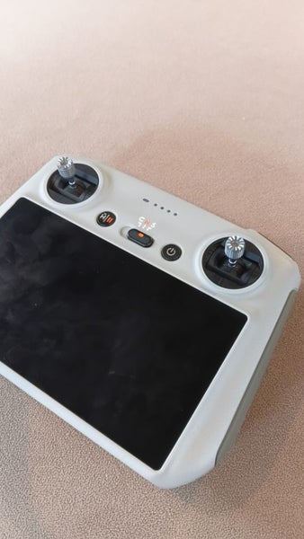 DJI RC Remote Controller with Screen424633846644101120