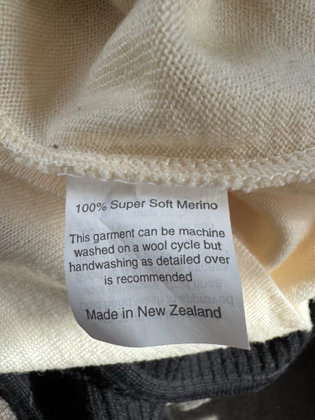 OPTIMUM MADE IN NZ BEAUTIFUL CREAM SUPER SOFT MERINO WOOL JERSEY SIZE M Carousel 5