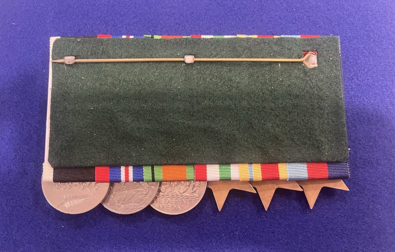 Genuine NZ WW2 medals Carousel 2