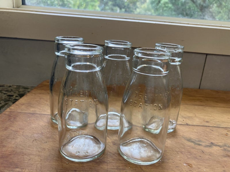 15 Vintage Quarter Pint cream bottles Carousel 1