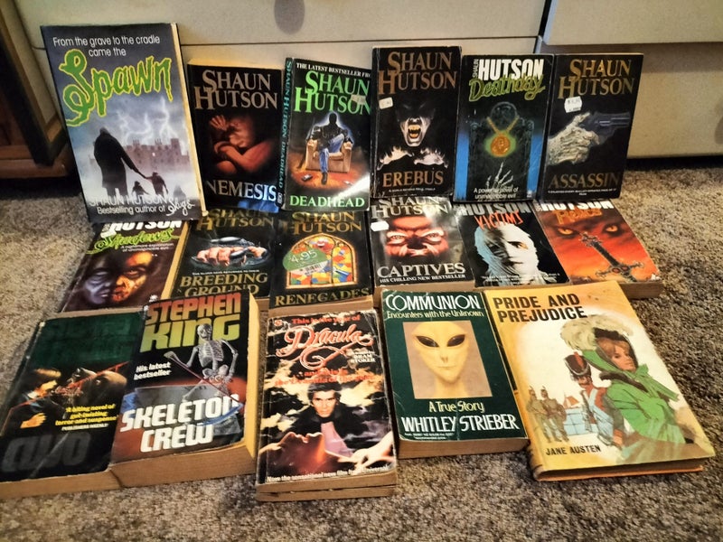 Books horror Carousel 1