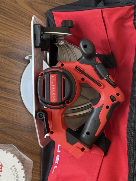 Milwaukee M18 FUEL 184mm 18v Cordless Brushless Circular Saw Carousel 6