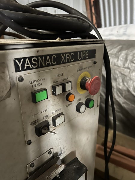 Yaskawa motoman robotic welder Carousel 2