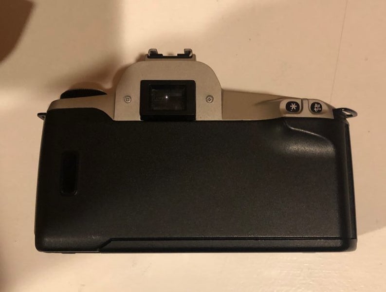 Canon EOS 500N Vintage Film Camera Body 35mm 500 N Carousel 3
