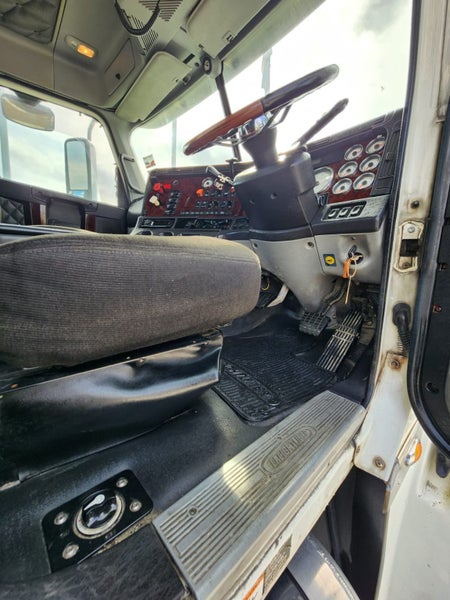 2012 Freightliner Coronado425362836182149123