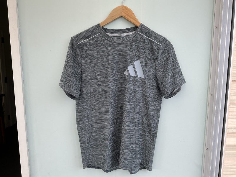 2 Adidas Boys Sports Shirts Size 13-14Y Carousel 2