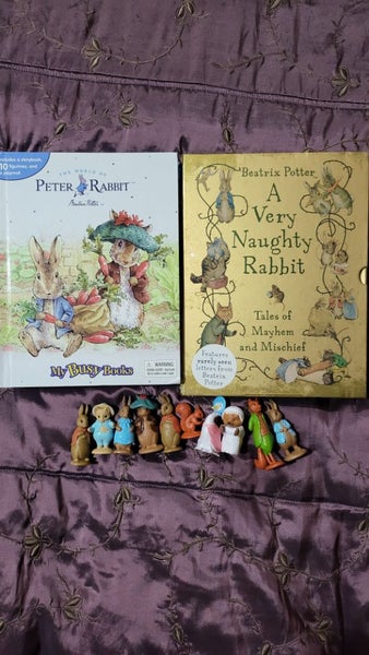 2x Beatrix Potter Books – New Sealed + Peter Rabbit Busy Book w/ Figurines Carousel 1