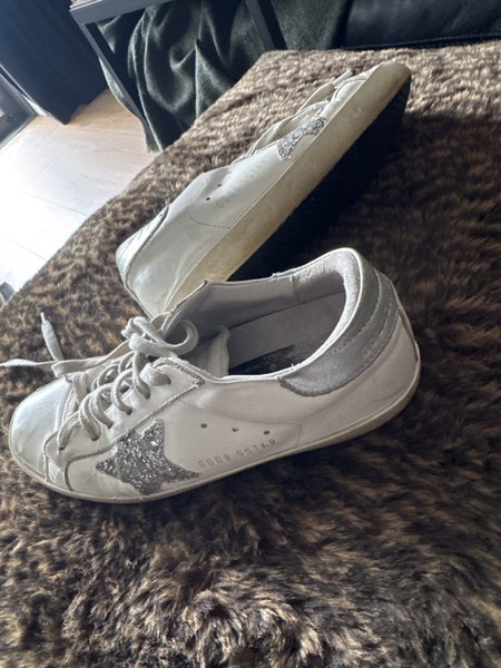 Golden Goose - Size 7 women's Carousel 1