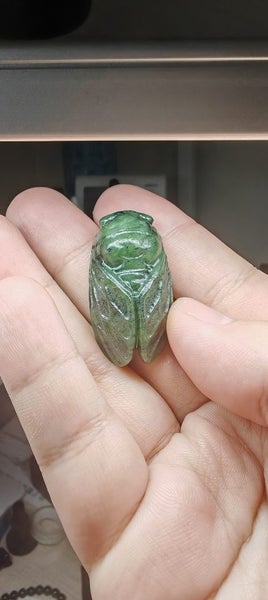 Greenstone Cicada (Kihikihi) Pendant 01 Carousel 1