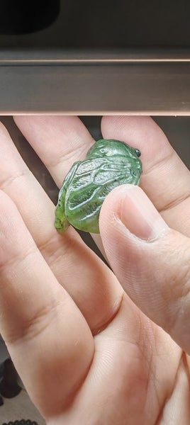 Greenstone Cicada (Kihikihi) Pendant 01 Carousel 2