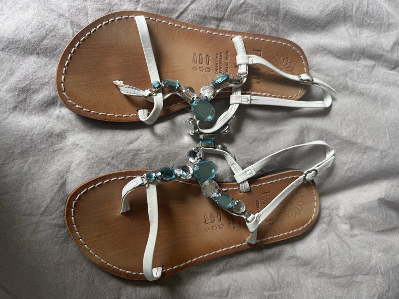 F.M.P. PRETTY SANDALS WITH DIAMANTE BEADS MADE IN ITALY SIZE EU 38 NZ 7 NEW Carousel 2