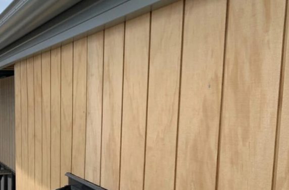 Plywood Utilityclad / Shadowclad Grooved 2440X1200X12MM H3.1 LOSP CLEAR Carousel 9