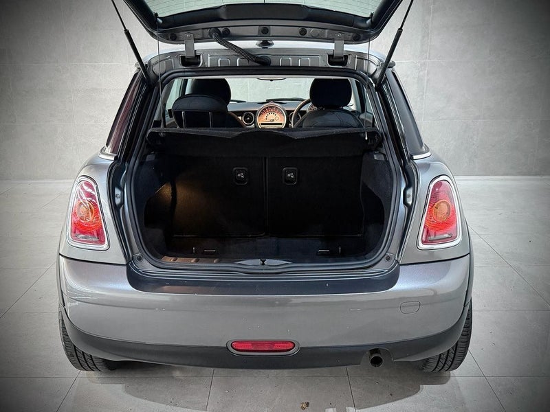 2010 MINI Cooper Manual438863845026048004