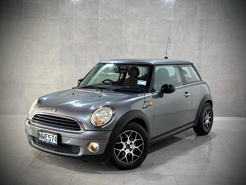 2010 MINI Cooper Manual438863845026048008
