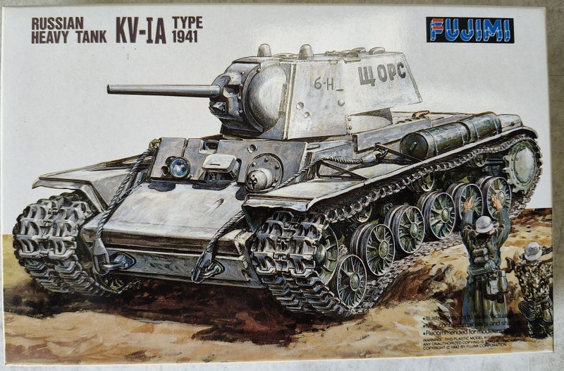 FUJIMI 76018 RUSSIAN HEAVY TANK KV-1A TYPE 1941 - 1/76 Carousel 1