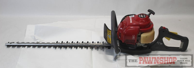 Honda 4-Stroke Petrol Hedge Trimmer Carousel 1