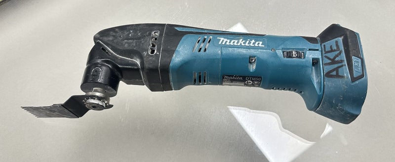 Makita - DTM50 - 18V - Cordless Multitool - (F4) Carousel 1