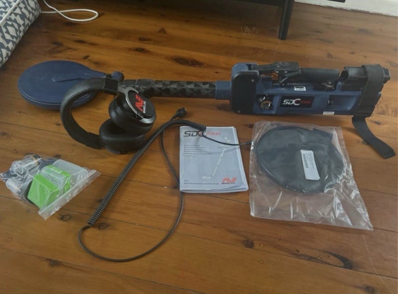 Minelab SDC 2300 Detector Carousel 3