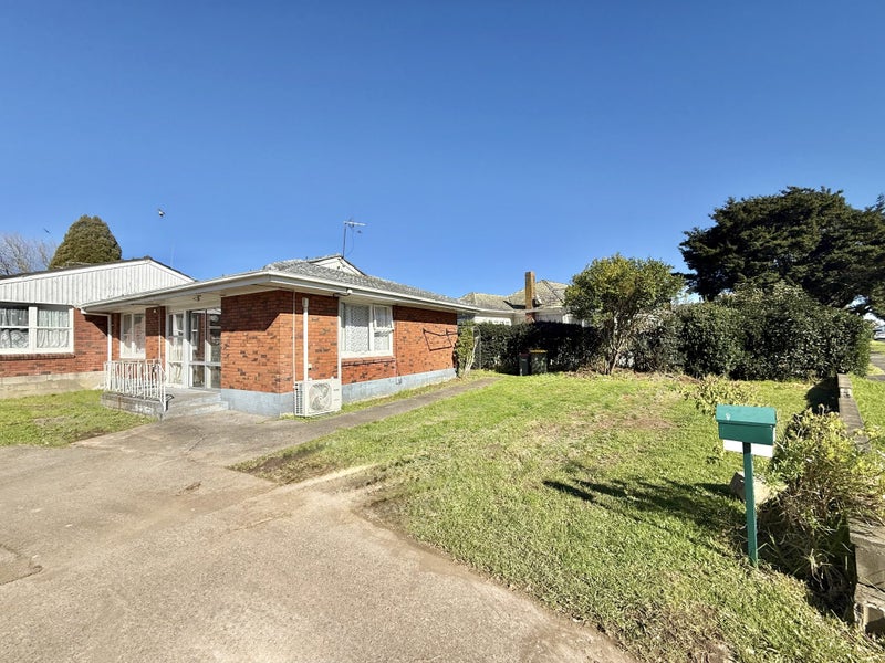 Image 1 of 8