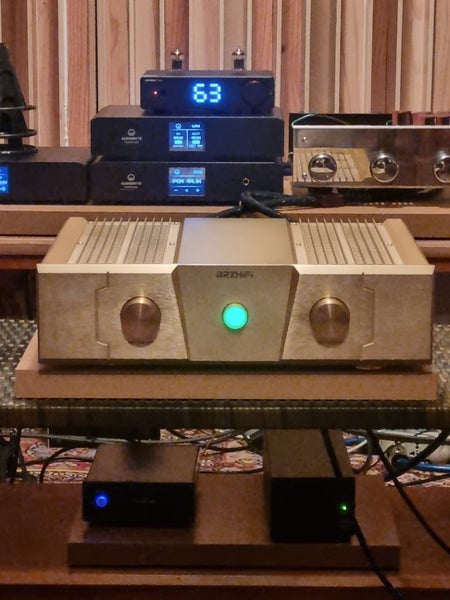 FM Acoustics inspired 300a power amplifier Carousel 1