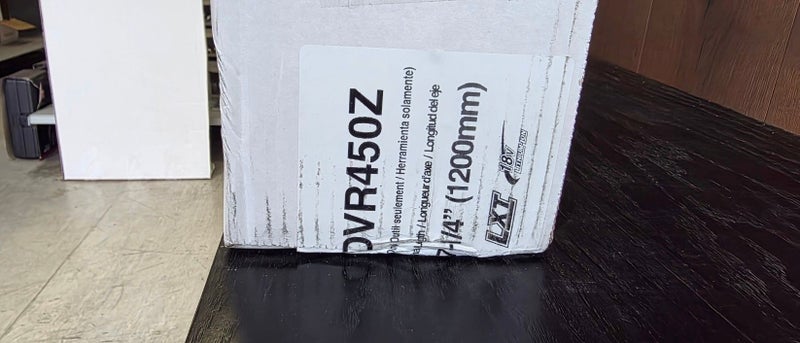 Clearance Makita Concrete Vibrator 18V Cordless Skin DVR450Z Carousel 2