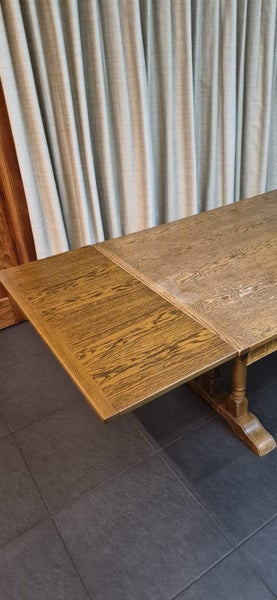 Solid Oak Extendable Dining Table + 6 Chairs4738622056471142411