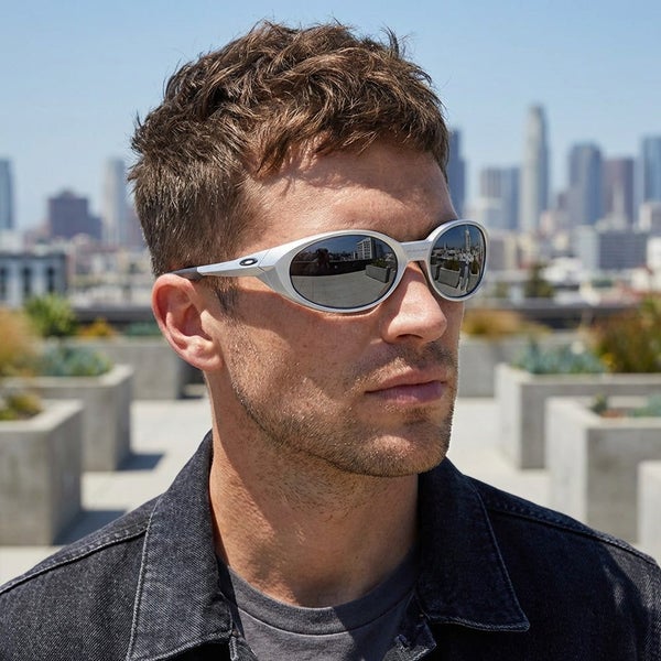 RRP $346.00 BRAND NEW OAKLEY Eye Jacket Redux Sunglasses - Silver w PRIZM Bla... Carousel 2