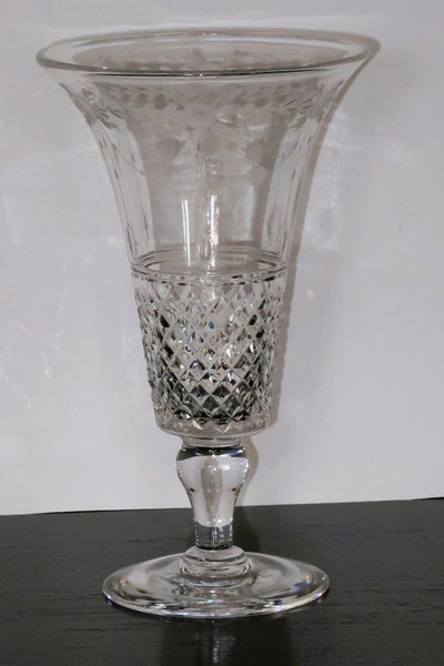***STUNNING VINTAGE STUART CRYSTAL VASE CUT & ETCHED*** Carousel 1