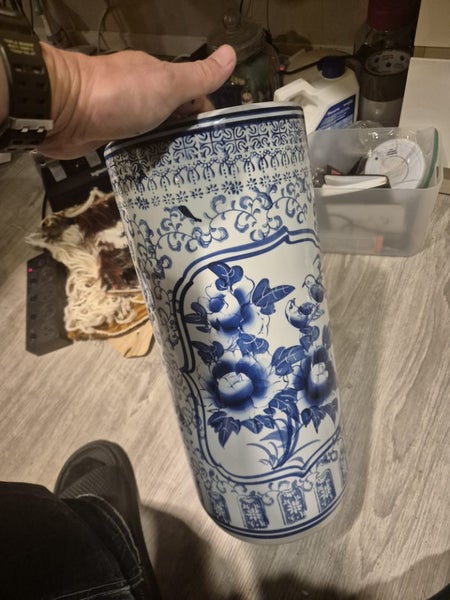 big vase $1!! Carousel 2
