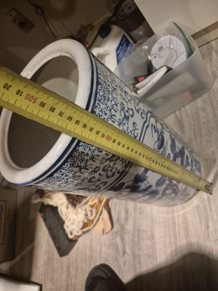 big vase $1!! Carousel 4