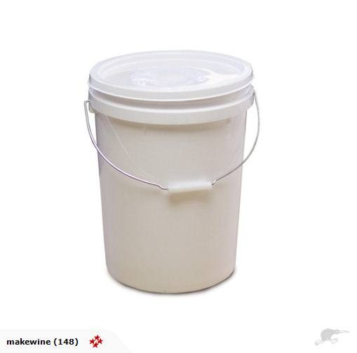 NEW 23x20 litre food grade plastic buckets / pails / polypails & lids Carousel 2
