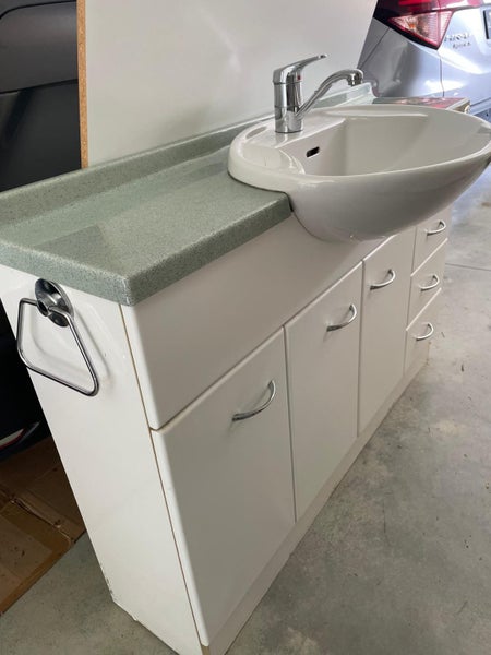 Bathroom Vanity Carousel 4