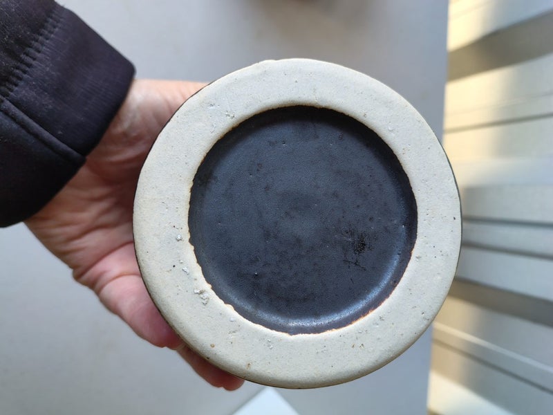 4 x ceramic vases Box Lot 1493 (CL907) Carousel 9