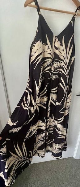 Cos Dress Carousel 4