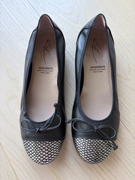 Wonders gorgeous leather ballet flats sz37 Carousel 1