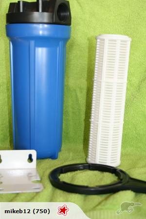 WATER FILTER HOUSING AND WASHABLE CARTRIDGE Carousel 1