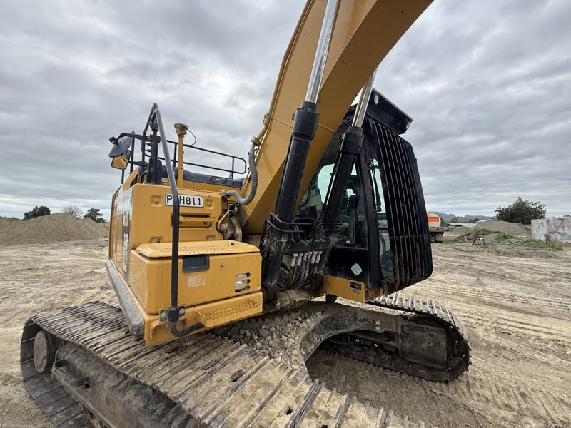 CAT 323 FL WITH 3D GPS