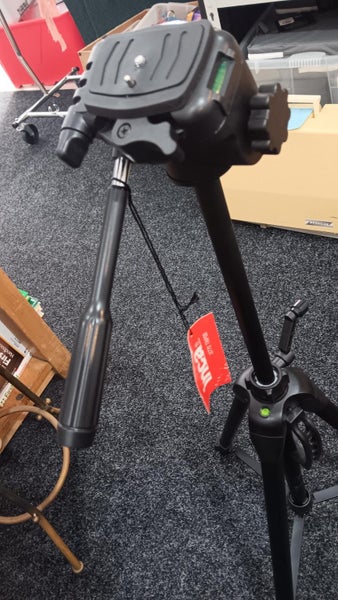 Inca i3770 Camera Tripod - Brand New Carousel 1