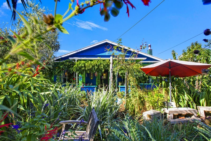 Image 1 of 20